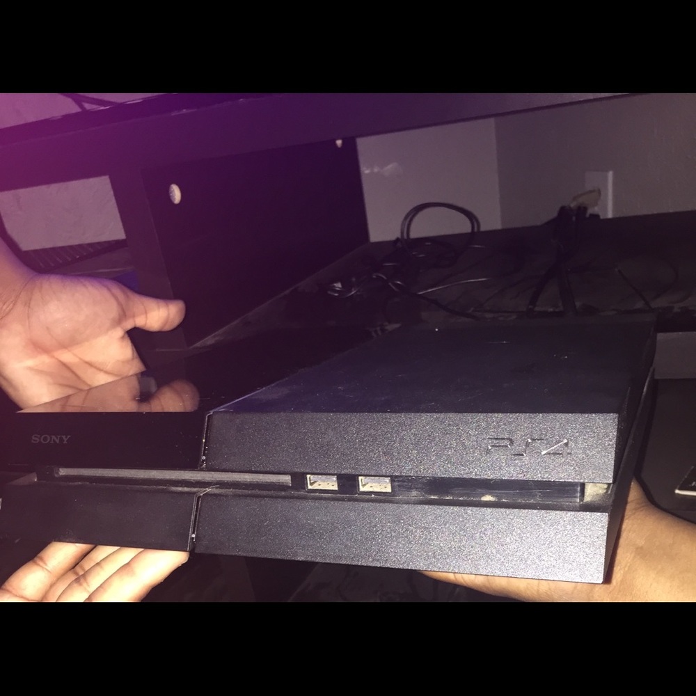 PS4
